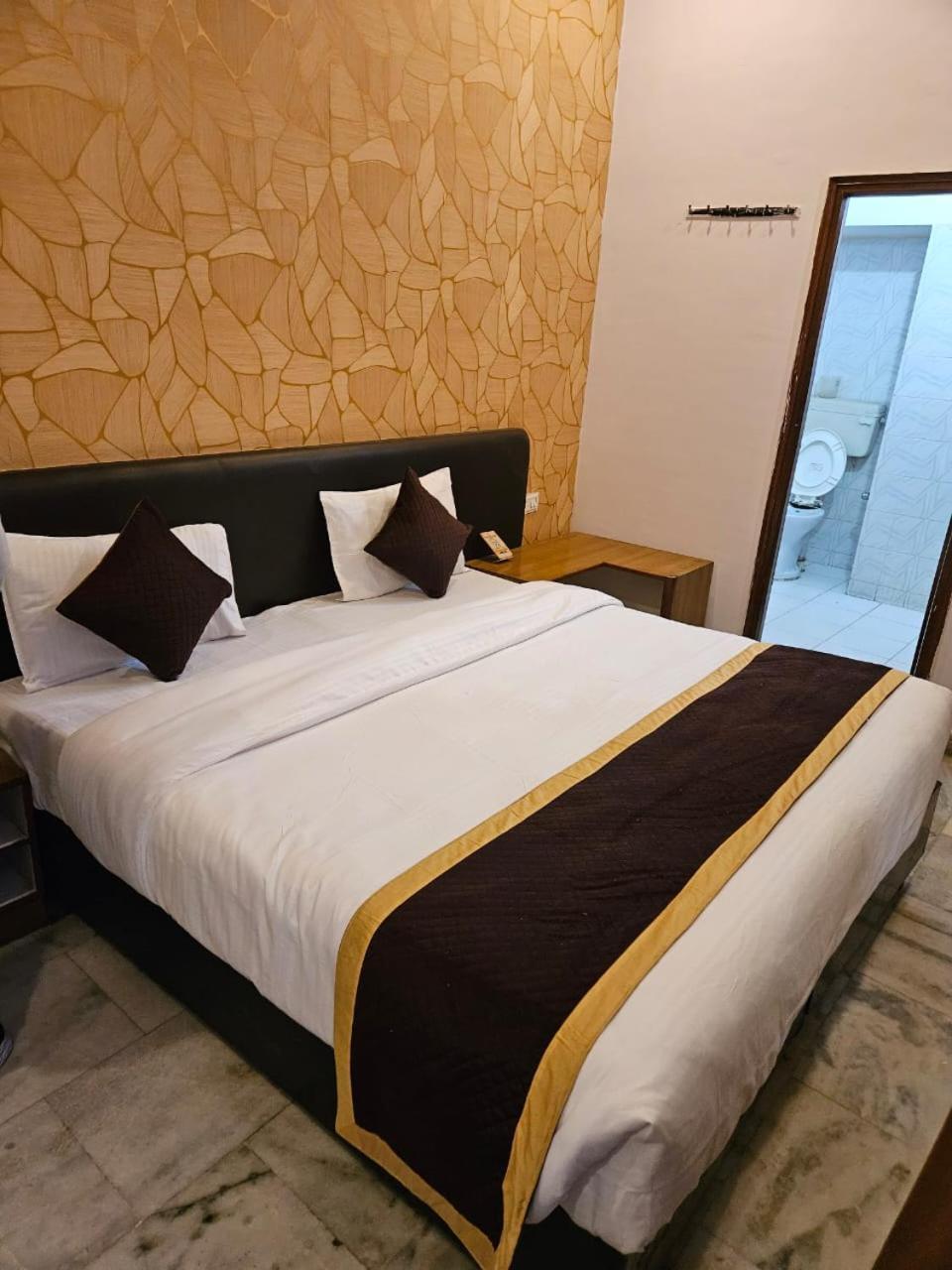Hotel Anand Inn-Top Family Hotels Business Hotels Best Couple Friendly Hotel In Lucknow Eksteriør billede